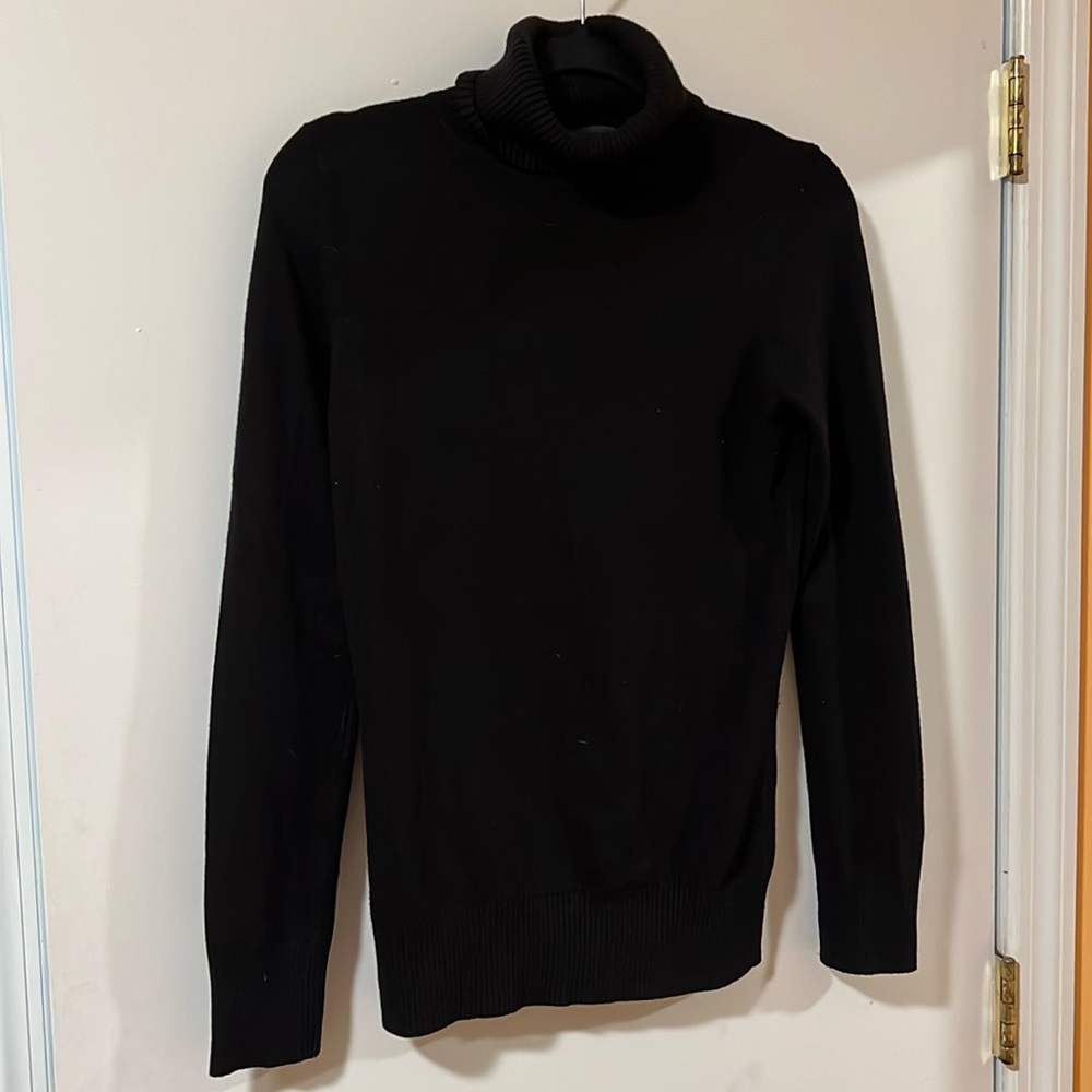 Clearance‼️ French Connection Black Long Sleeve Turtleneck Size S